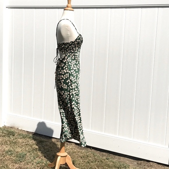 NWT Hello Molly Green and Tan Leaf Printed Strap Maxi Dress Size 4 - Picture 5 of 16